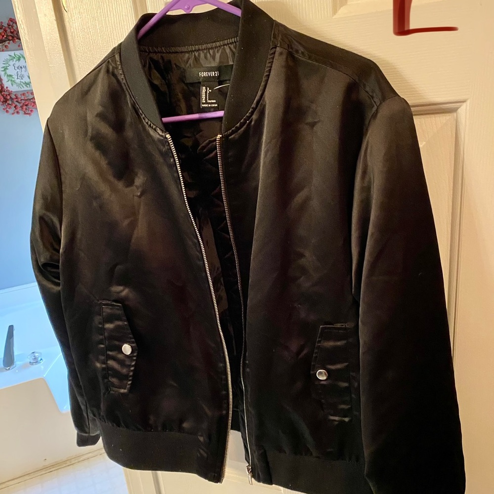 Bomber jacket